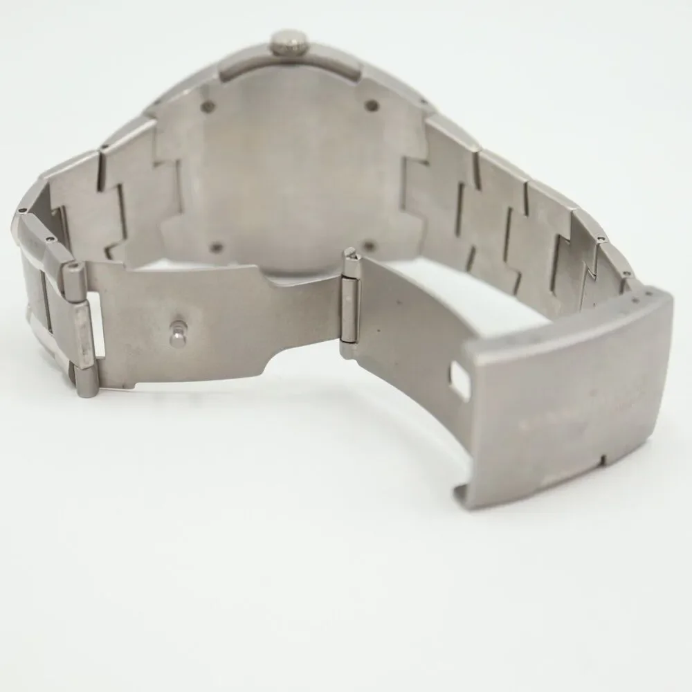 Kenneth Cole Mens Silver Tone Watch 42mm Black Date Dial Stainless Steel KC3393